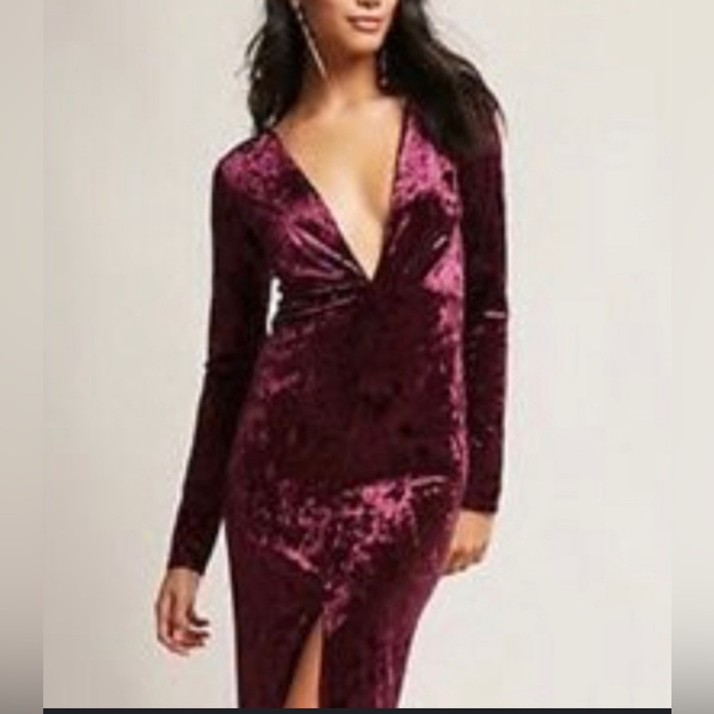 Forever 21 M Violet Crushed Velvet Fitted Maxi Long Sleeve V Neck Dress - Picture 4 of 17